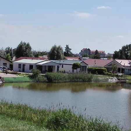 Het Boothuis Villa Sint Annaland Luaran gambar