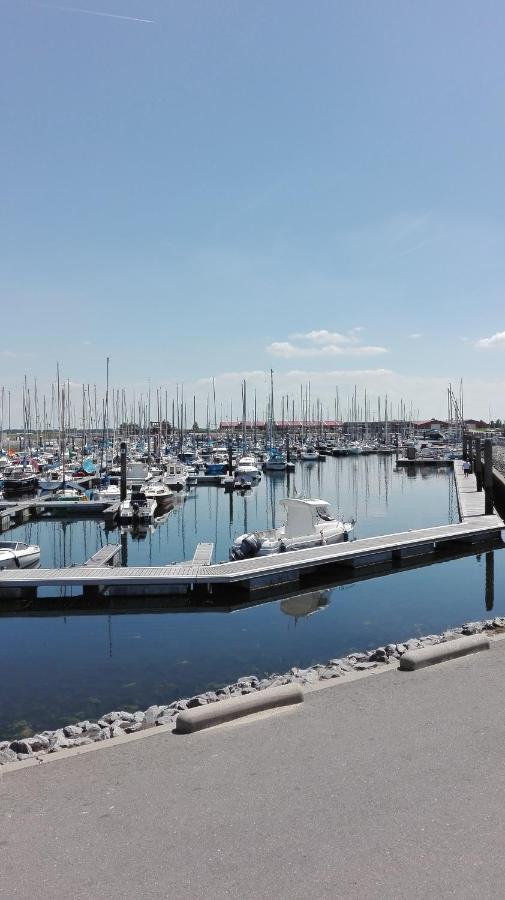 Het Boothuis Villa Sint Annaland Luaran gambar