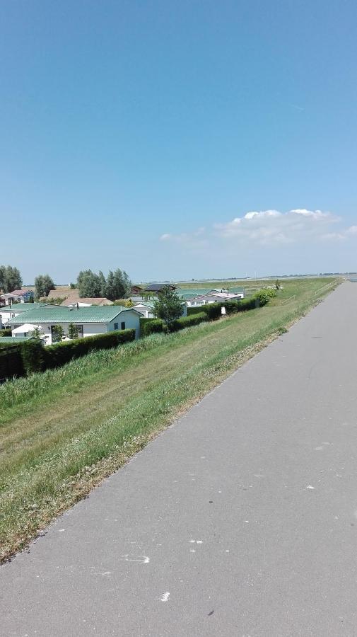 Het Boothuis Villa Sint Annaland Luaran gambar