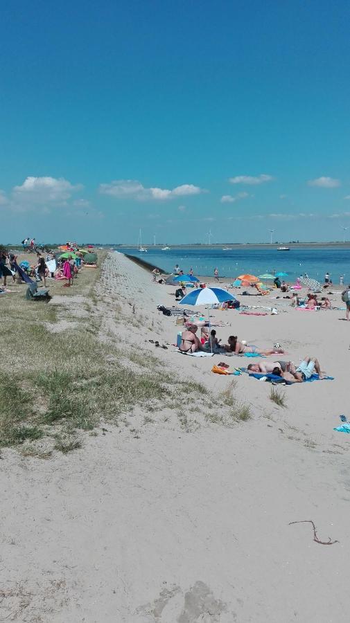 Het Boothuis Villa Sint Annaland Luaran gambar